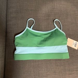 NWT Wilo Contrast Scoop Neck Bra S